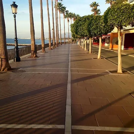 Appartement Eden Roc I *