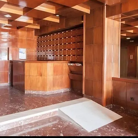 Eden Roc I Apartamento *