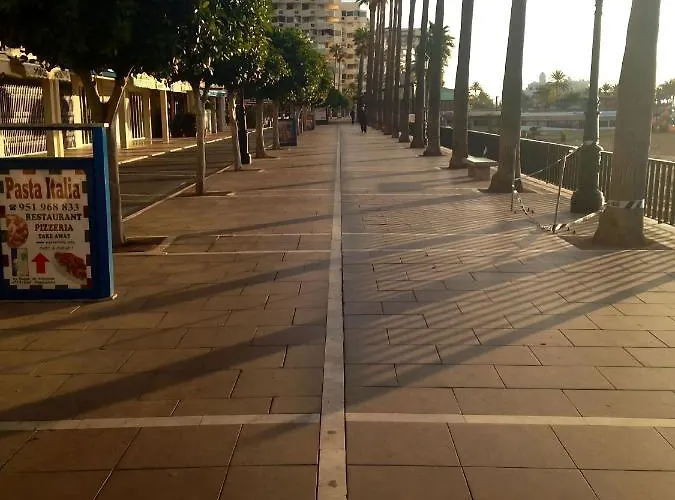 Eden Roc I Apartament *